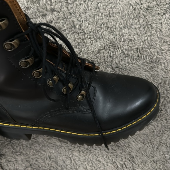 DR MARTENS LEONA PLATFORM BOOTS - Picture 7 of 7